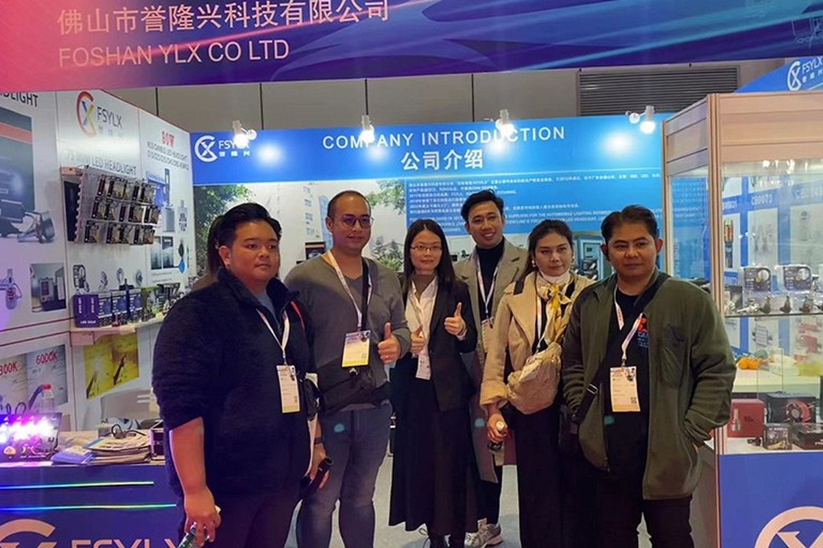FSYLX at an overseas exhibition